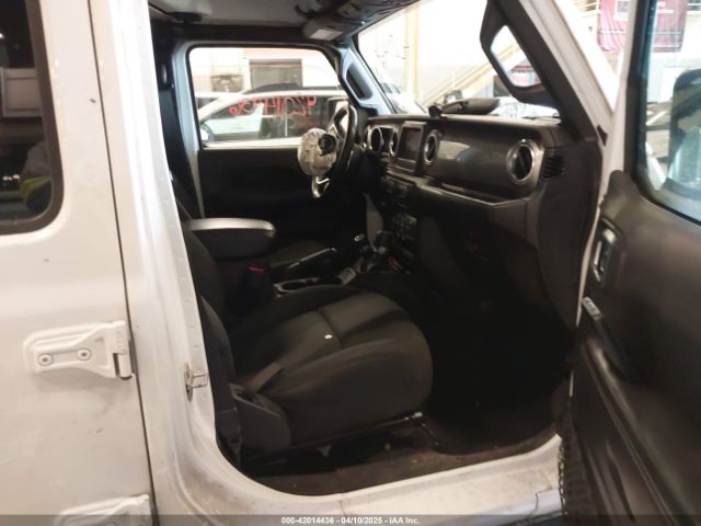 1C4HJXEN7LW235154 Jeep Wrangler Unlimited Sahara 4x4