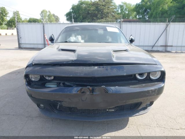 2C3CDZBT2JH138640 Dodge Challenger R/t