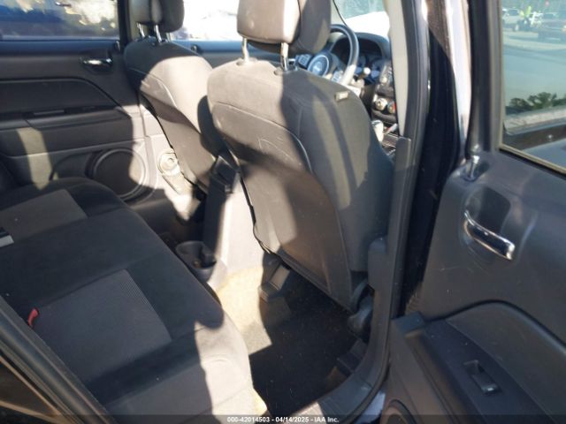 1C4NJPBB4ED886950 Jeep Patriot Sport