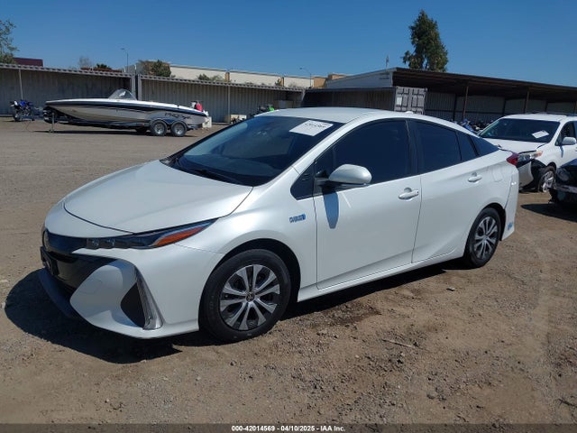 JTDKAMFP2M3184900 Toyota Prius Prime Xle