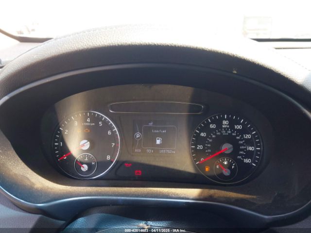 5XYPG4A35GG123470 KIA Sorento 2.4l Lx