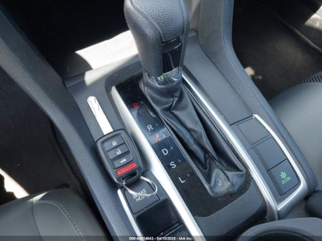 2HGFC2F68LH529688 Honda Civic Lx