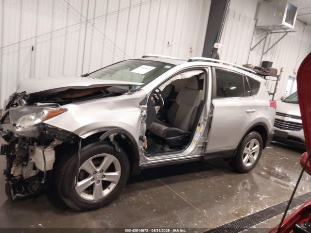 JTMRFREV5ED052819 Toyota Rav4 Xle