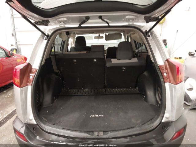 JTMRFREV5ED052819 Toyota Rav4 Xle