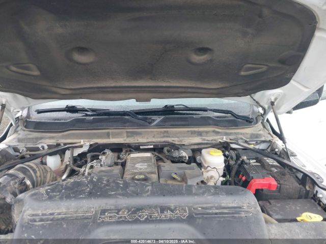 3C6UR5DL8NG126870 RAM 2500 Big Horn  4x4 6'4 Box