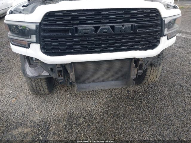 3C6UR5DL8NG126870 RAM 2500 Big Horn  4x4 6'4 Box