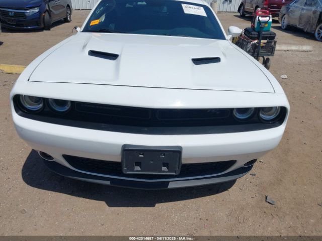 2C3CDZBT7JH288002 Dodge Challenger R/t