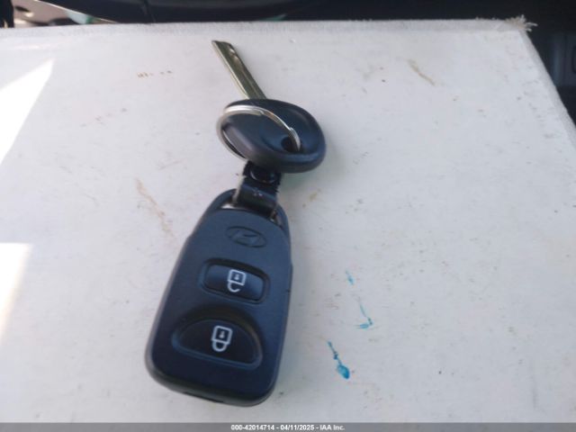 KM8JUCAG3EU816671 Hyundai TUCSON SE