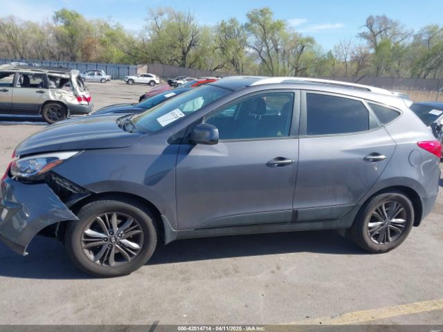 KM8JUCAG3EU816671 Hyundai TUCSON SE
