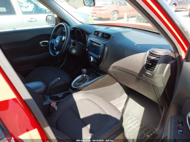 KNDJP3A56J7562327 KIA SOUL +