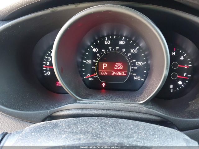 KNDJP3A56J7562327 KIA SOUL +