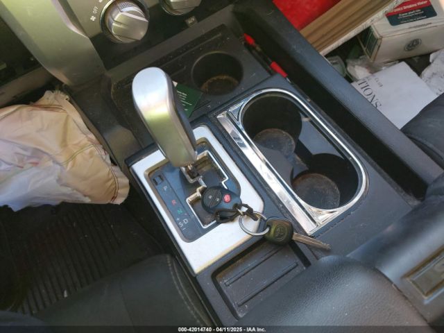 5TFRY5F12HX219154 Toyota Tundra Sr5 5.7l V8