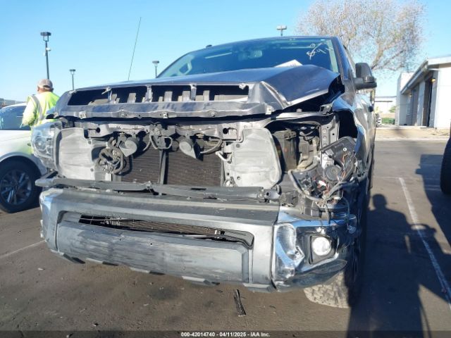5TFRY5F12HX219154 Toyota Tundra Sr5 5.7l V8