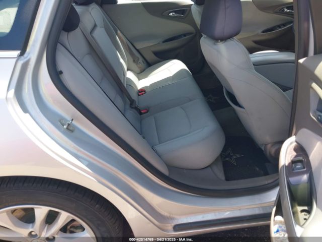 1G1ZD5ST7JF139582 Chevrolet MALIBU LT