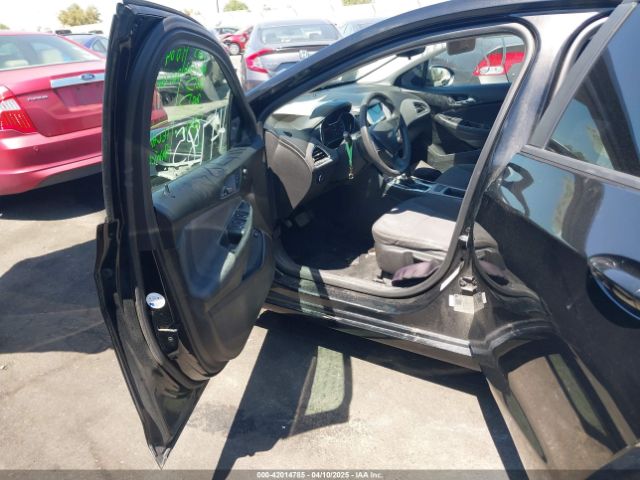 1G1BC5SM4J7201639 Chevrolet Cruze Ls Auto