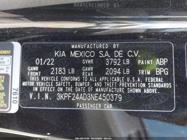3KPF24AD3NE450379 KIA Forte Lxs