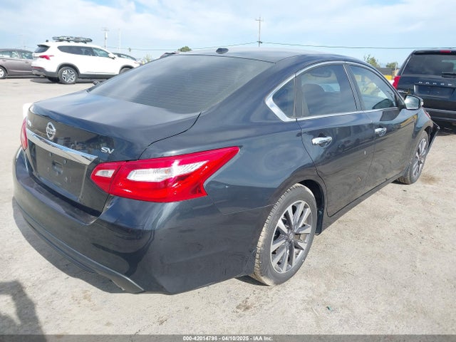 1N4AL3AP3HC298133 Nissan Altima 2.5 Sv