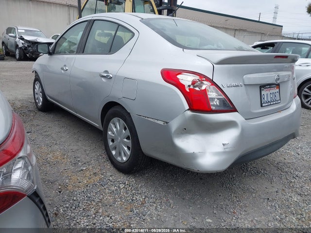 3N1CN7AP2JL824673 Nissan Versa 1.6 Sv