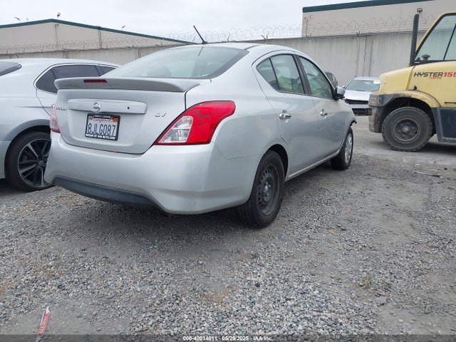 3N1CN7AP2JL824673 Nissan Versa 1.6 Sv
