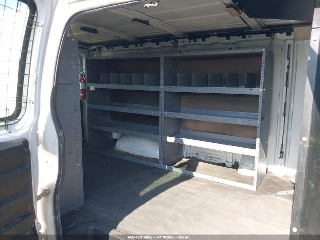 1GCWGAFP0J1182701 Chevrolet Express 2500 Work Van