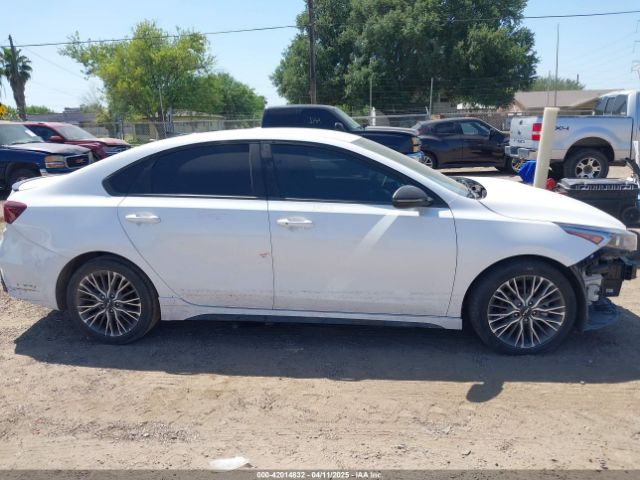 3KPF54ADXPE665963 KIA Forte Gt-line