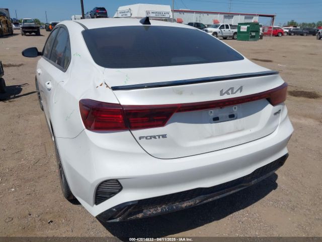 3KPF54ADXPE665963 KIA Forte Gt-line