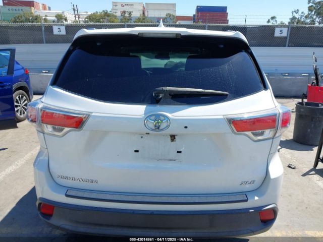 5TDKKRFH3GS175922 Toyota Highlander Xle V6