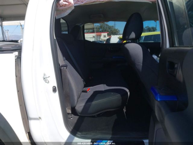 5TFAZ5CN0MX112308 Toyota Tacoma Sr5 V6