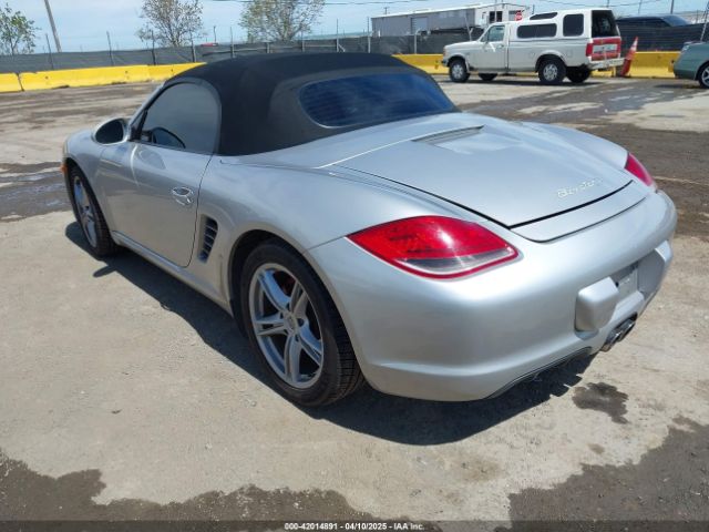 2010 PORSCHE BOXSTER WP0CB2A88AU730224 Photo 2