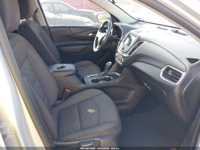 2019 CHEVROLET EQUINOX 2GNAXKEV6K6139924 Photo 4