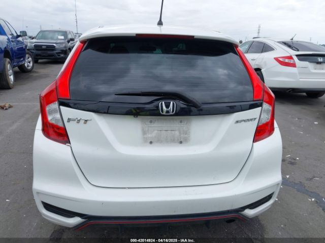 3HGGK5G68JM716063 Honda Fit Sport