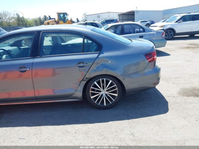 3VWD17AJ3GM388148 Volkswagen Jetta 1.8t Sport