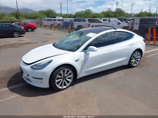2018 TESLA MODEL 3 5YJ3E1EB6JF111685 Photo 1