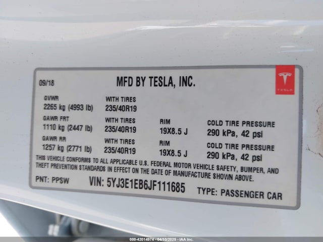 2018 TESLA MODEL 3 5YJ3E1EB6JF111685 Photo 8