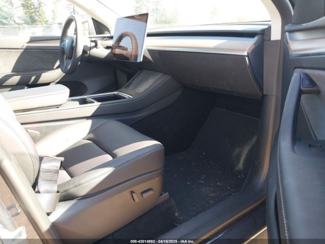 7SAYGDED8PF971084 Tesla Model Y Rwd