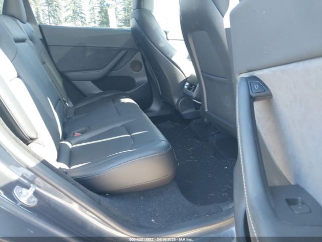 7SAYGDED8PF971084 Tesla Model Y Rwd