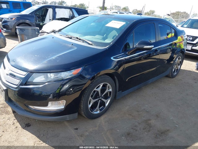 Chevrolet luu - ffv, e-flex, fam 0 2015 1G1RB6E45FU112206 Image 2
