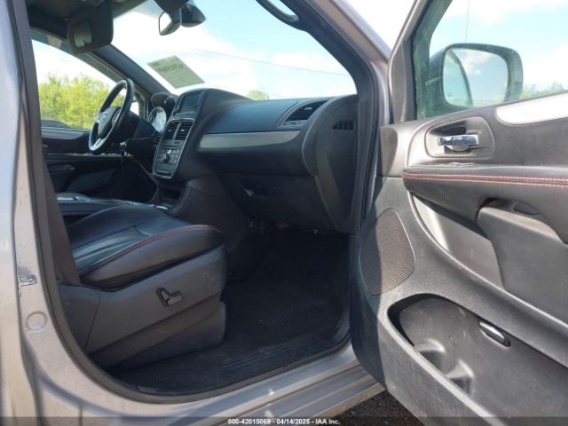 2C4RDGEG4KR512377 Dodge Grand Caravan Gt