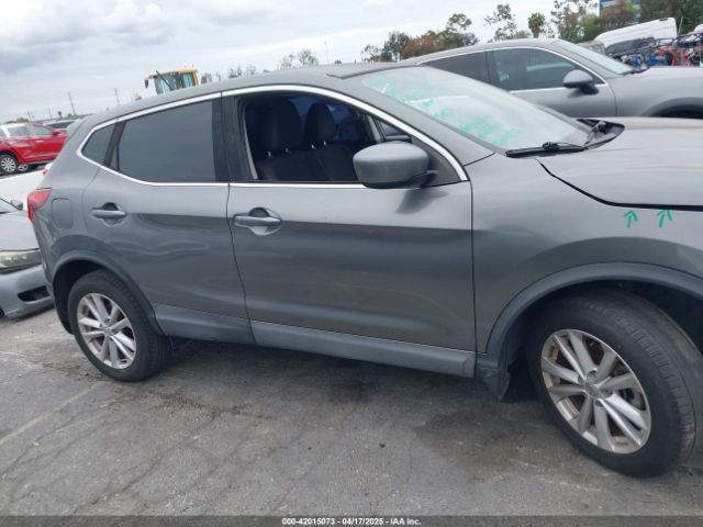 JN1BJ1CP6HW009219 Nissan Rogue Sport S
