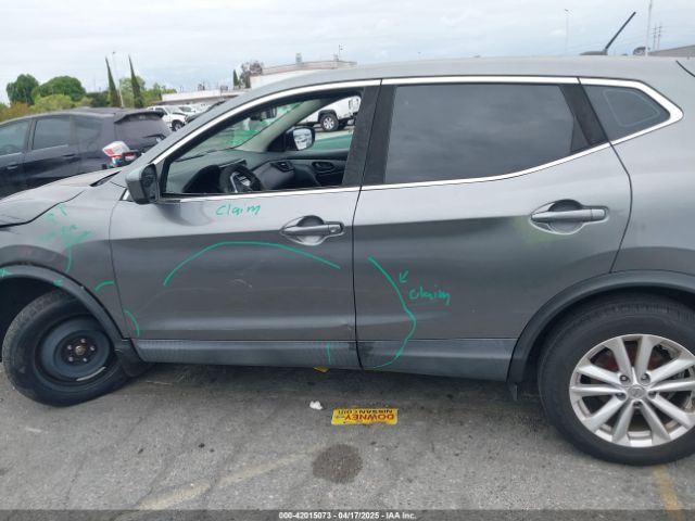 JN1BJ1CP6HW009219 Nissan Rogue Sport S