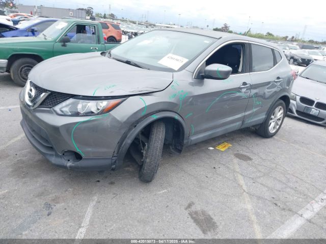JN1BJ1CP6HW009219 Nissan Rogue Sport S