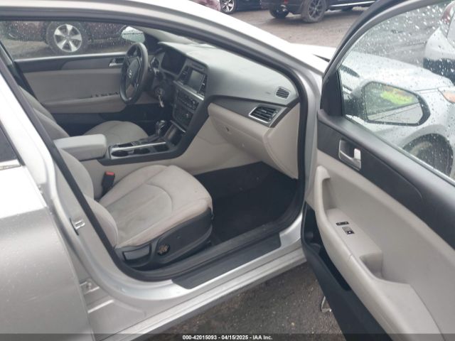 5NPE24AF2GH352049 Hyundai SONATA SE