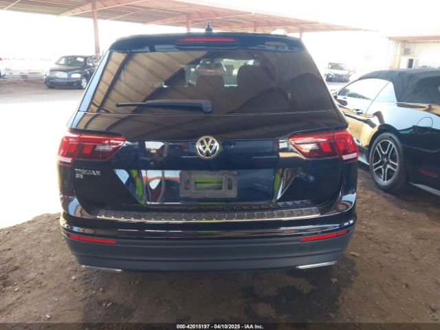 3VV3B7AX7KM199951 Volkswagen Tiguan 2.0t Se/2.0t Sel/2.0t Sel R-line/2.0t Sel R-line Black