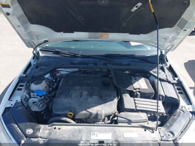 3VWLA7AJ2FM420968 Volkswagen Jetta 2.0l Tdi Se
