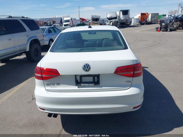 3VWLA7AJ2FM420968 Volkswagen Jetta 2.0l Tdi Se