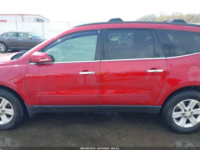 1GNKVHKD0EJ330285 Chevrolet Traverse 2lt