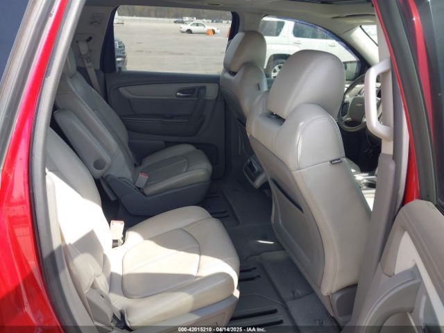 1GNKVHKD0EJ330285 Chevrolet Traverse 2lt