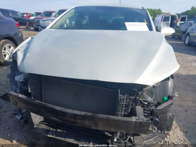 KMHD84LF3HU237521 Hyundai Elantra Value Edition