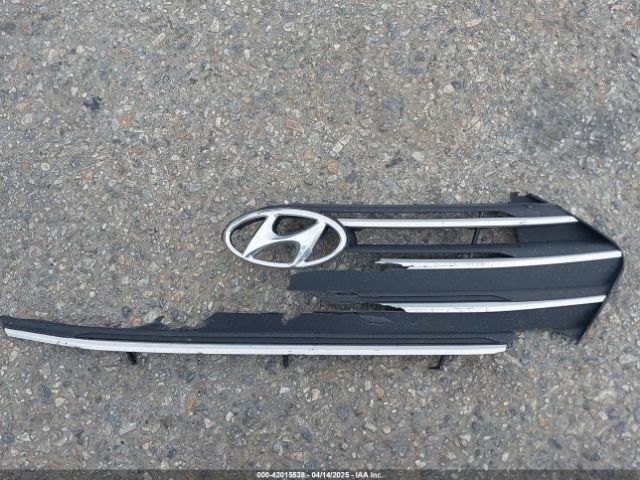 5NPD84LF7HH009262 Hyundai ELANTRA SE