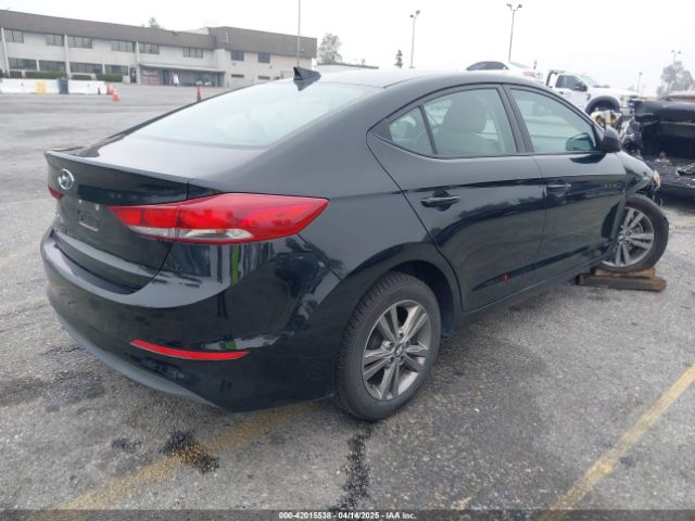 5NPD84LF7HH009262 Hyundai ELANTRA SE